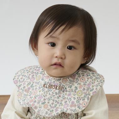 花柄スカラップ接結スタイ