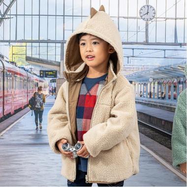 恐竜リバーシブルボアブルゾン