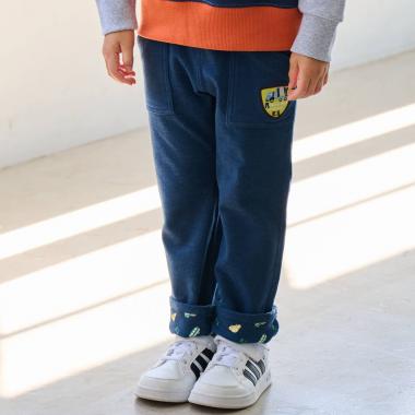 裾裏乗り物プリントロング丈ストレートパンツ