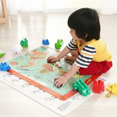 【湘南インターナショナル】両面プレイスマット(ダイナソーワールド)