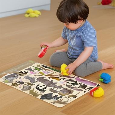 【湘南インターナショナル】両面プレイスマット(ワイルドアニマルズ)