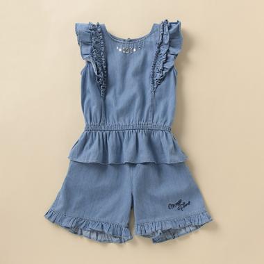 ビジューつきフリルセットアップ