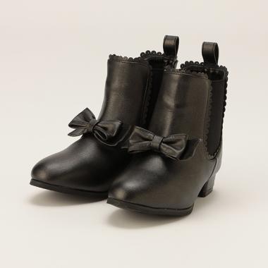 リボンつきサイドゴアブーツ