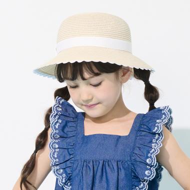 リボンつきブレードハット