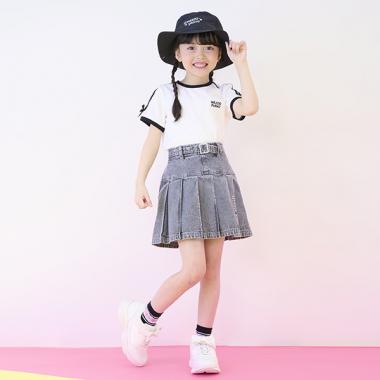 ベルトつきプリーツスカート　インナーパンツセット