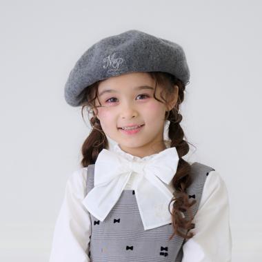 ワンポイントロゴ刺しゅう　バスクベレー