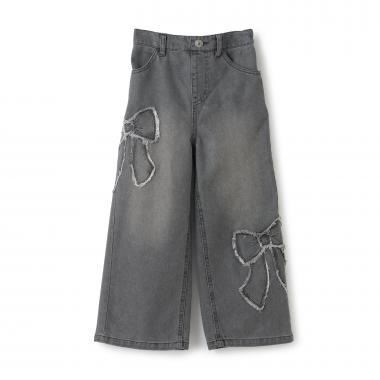 リボンアップリケ　デニムパンツ