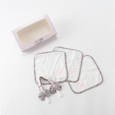 オリジナルボックスつき花柄スタイクリップ×ガーゼハンカチ3枚セット
