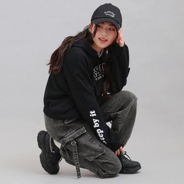 デニムカーゴパンツ