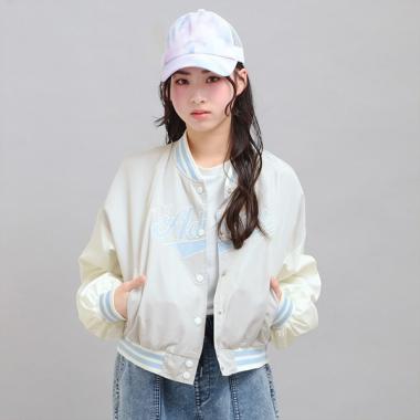 チアロゴアップリケスタジャン