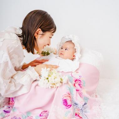 【メゾ ピアノオリジナル祝着】お宮参り・百日祝いライトプラン25カット + クリスタルフォトフレームセット