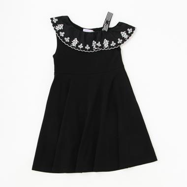 ワンショルスカラ刺しゅうワンピース