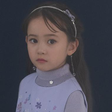 イヤリング風リボンカチューシャ