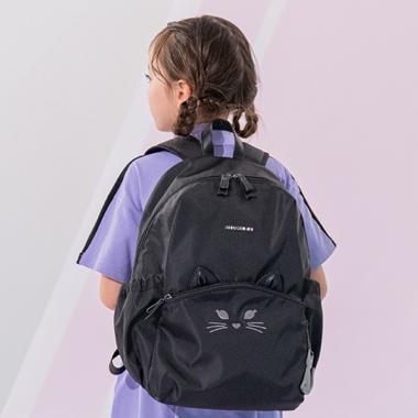 チャーム付きネコリュック19L