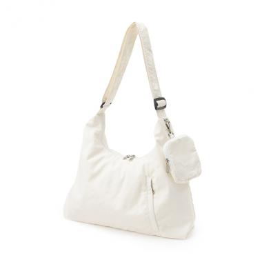 【LTXC】ポーチつきナイロンビッグショルダー