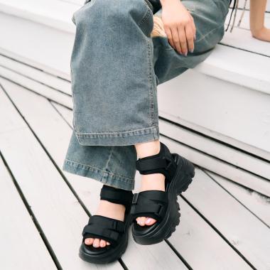 【LTXC】厚底スポーツサンダル