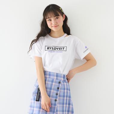 衿スリットボックスロゴTシャツ
