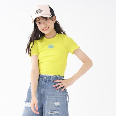 テキスト刺しゅうTシャツ