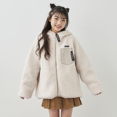 ボアマウンテンパーカ