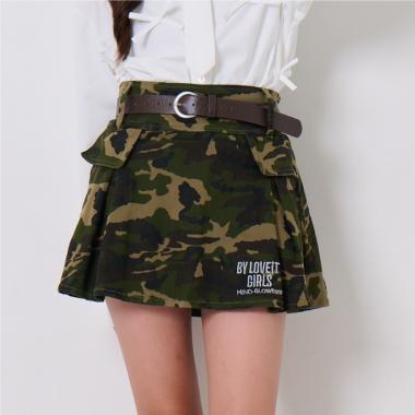 【Cuugal8月号掲載】ベルトつきスカート