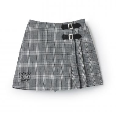 チェックスカパン