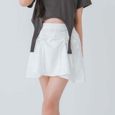 【Cuugal8月号掲載】ドロストフリルスカート