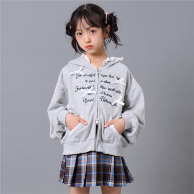 レースポイントフーディ