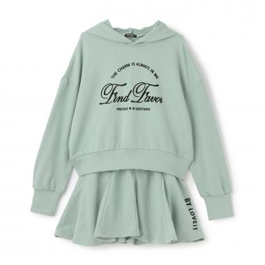 フーディ&スカートセット