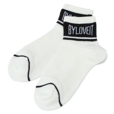 ロゴ入りショート丈ソックス