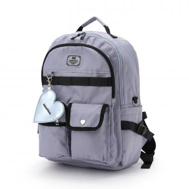 【人気商品再入荷】【直営店で取り扱い無し】ハートコインケースつきリュック