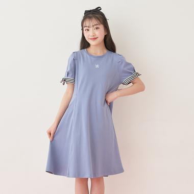 袖リボンフレアーワンピース