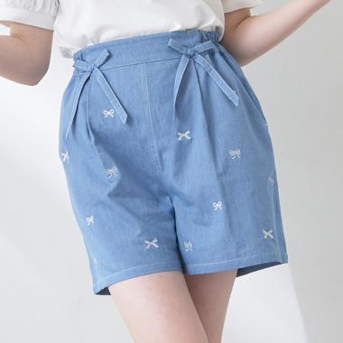 リボン刺しゅうショートパンツ