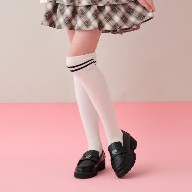 ラインニーハイソックス