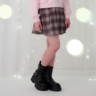 合皮ベルトつきプリーツスカート（暖かスパッツつき）