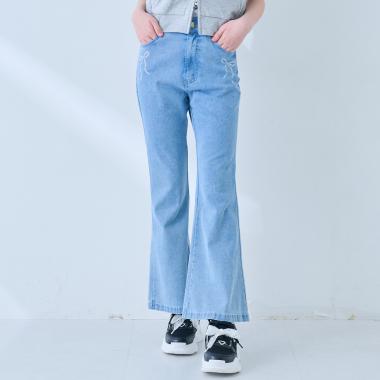 【接触冷感】ラインストーンリボン美脚フレアパンツ