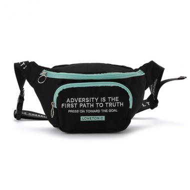 ロゴ刺しゅうウエストバッグ