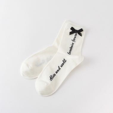 リボンつき縦ロゴクルーソックス