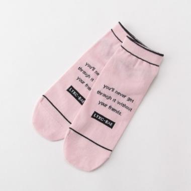 ボックスロゴラインスニーカーインソックス