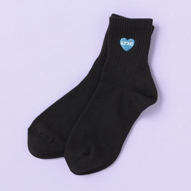 ハート刺しゅうリブクルーソックス