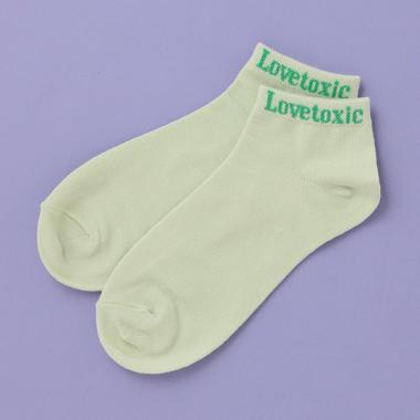 クチロゴスニーカーインソックス