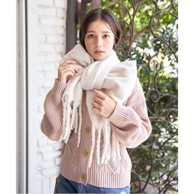 ボリュームフリンジマフラー