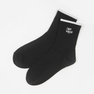 刺しゅうリブクルーソックス