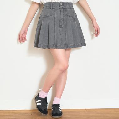 美脚見えデニムプリーツスカート