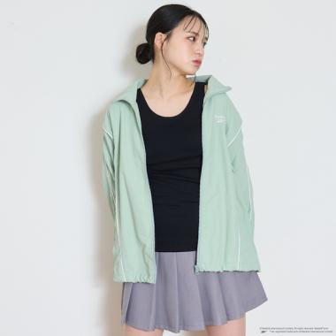 【Reebok】ナイロンブルゾン