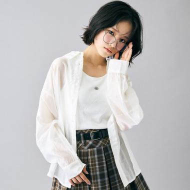 インナーつきシアーシャツ