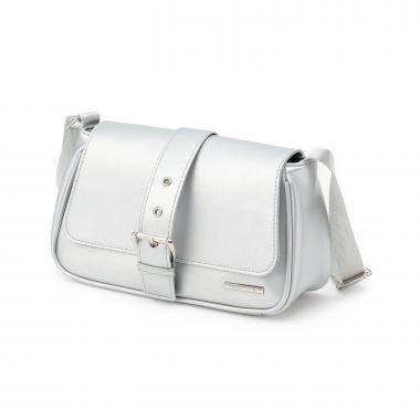 フラップショルダーバッグ