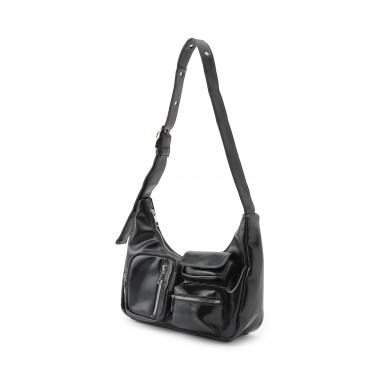 ポケットムーンショルダー