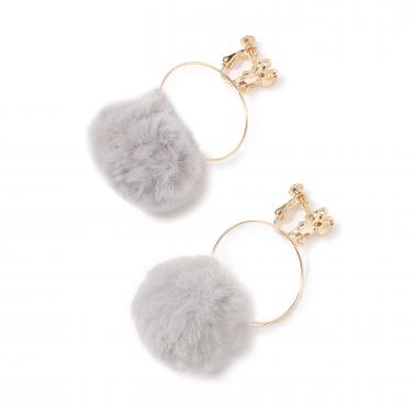 ファーイヤリング