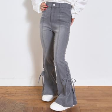 レースアップフレアデニムパンツ