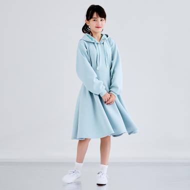 ダンボールニットフードワンピース